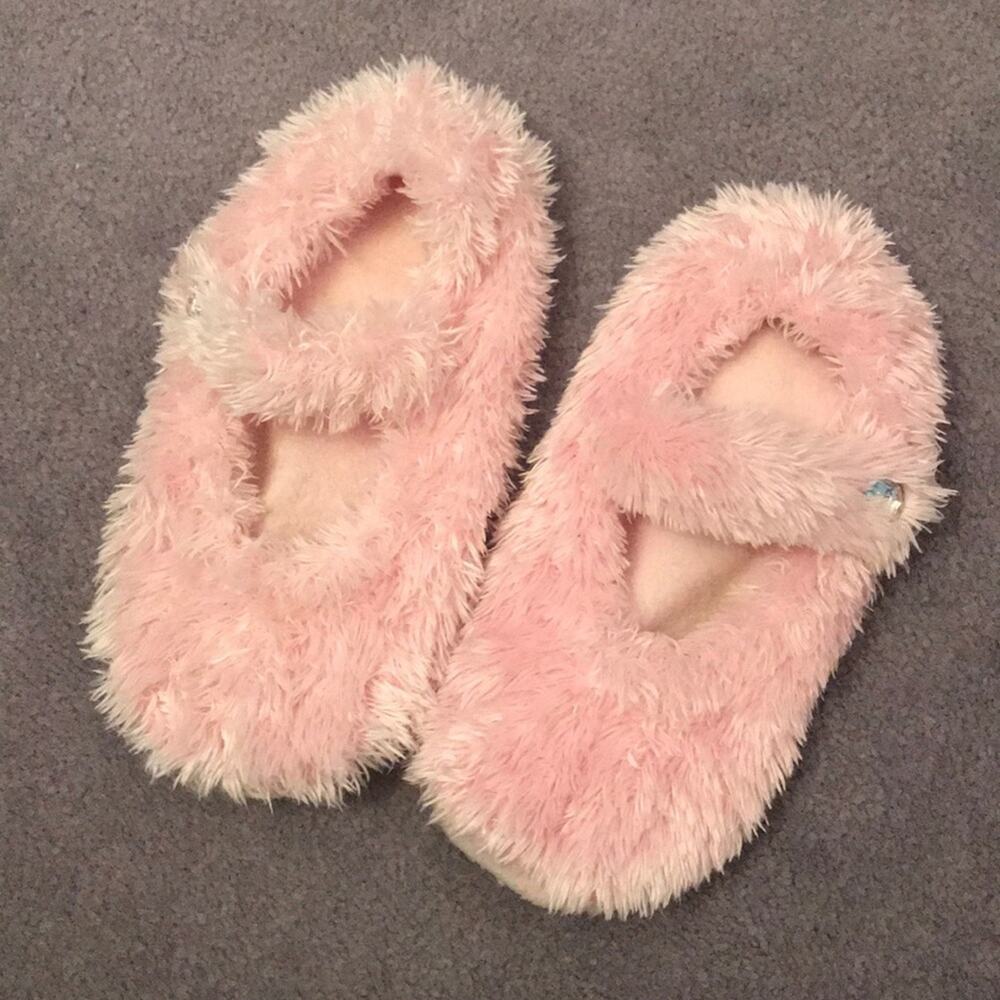 Fuzzy house slippers pink S/M